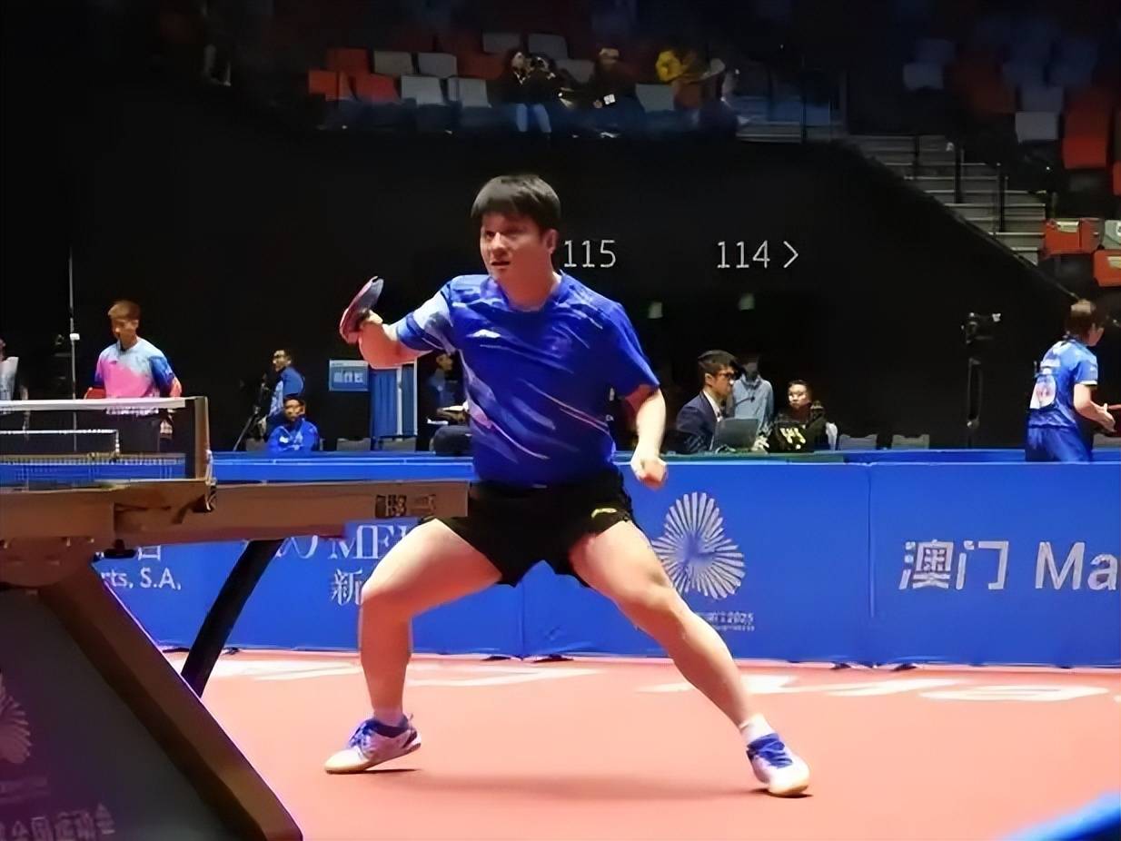 世界杯2026-英格兰队完胜法国队，樊振东统治全场