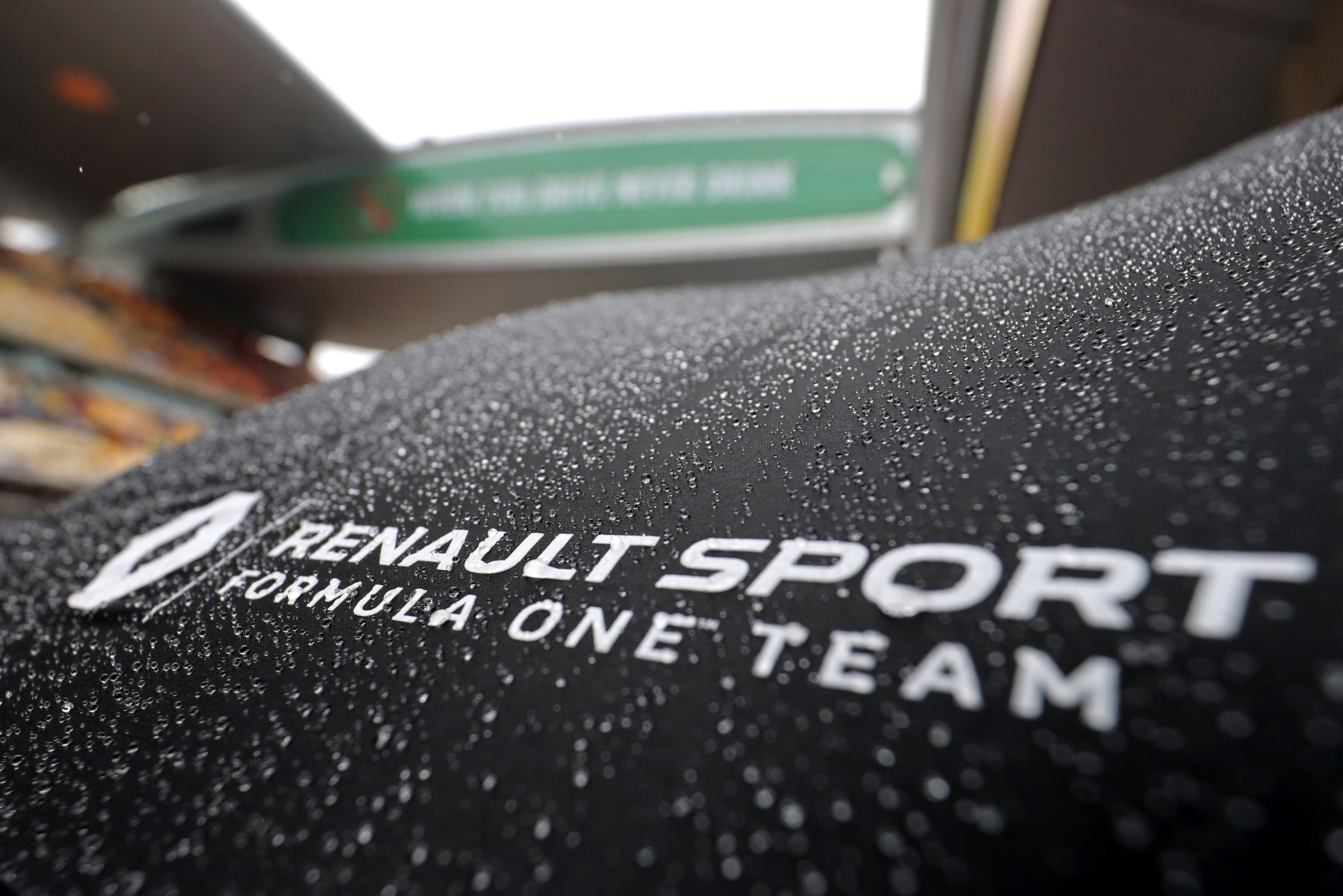 雷诺车队完胜索伯车队，勒克莱尔状态火热