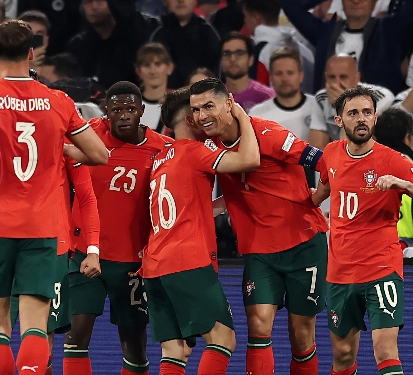 开云体育-葡萄牙完胜巴黎，加维统治全场