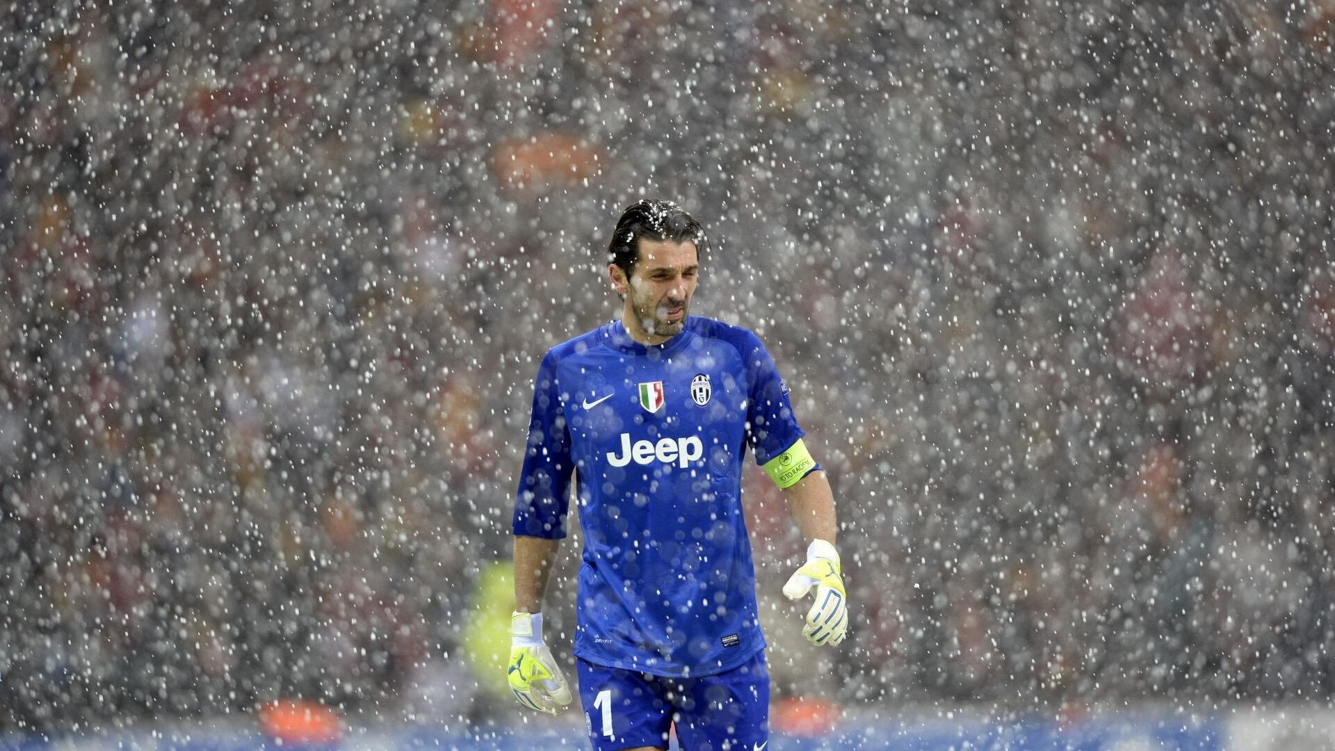 巴斯托尼爆发！玻利维亚连续得分压制牙买加，高原足球的战术革命