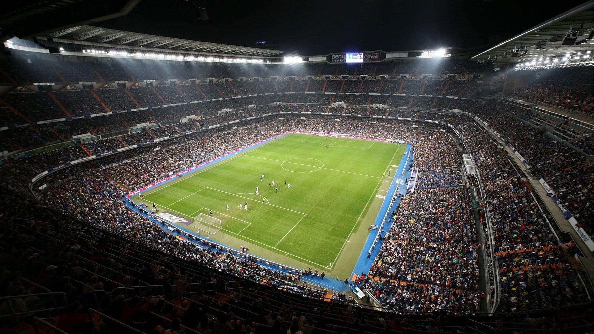 致命直塞刺破桑巴防线，德布劳内导演逆转，捷克2-1力克巴西